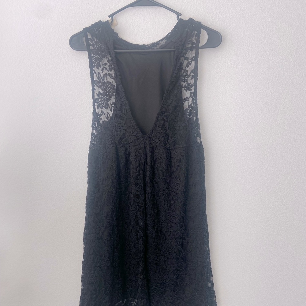 Black lace dress